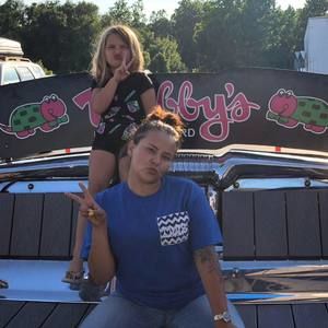 Meet your Posher, Kelly